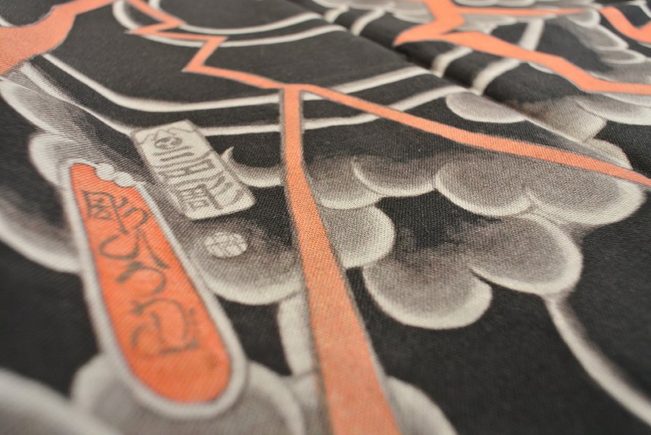 新商品 MITOMODO – RAIUN HANDKERCHIEF 発売 – 三巴彫 | スリータイズ